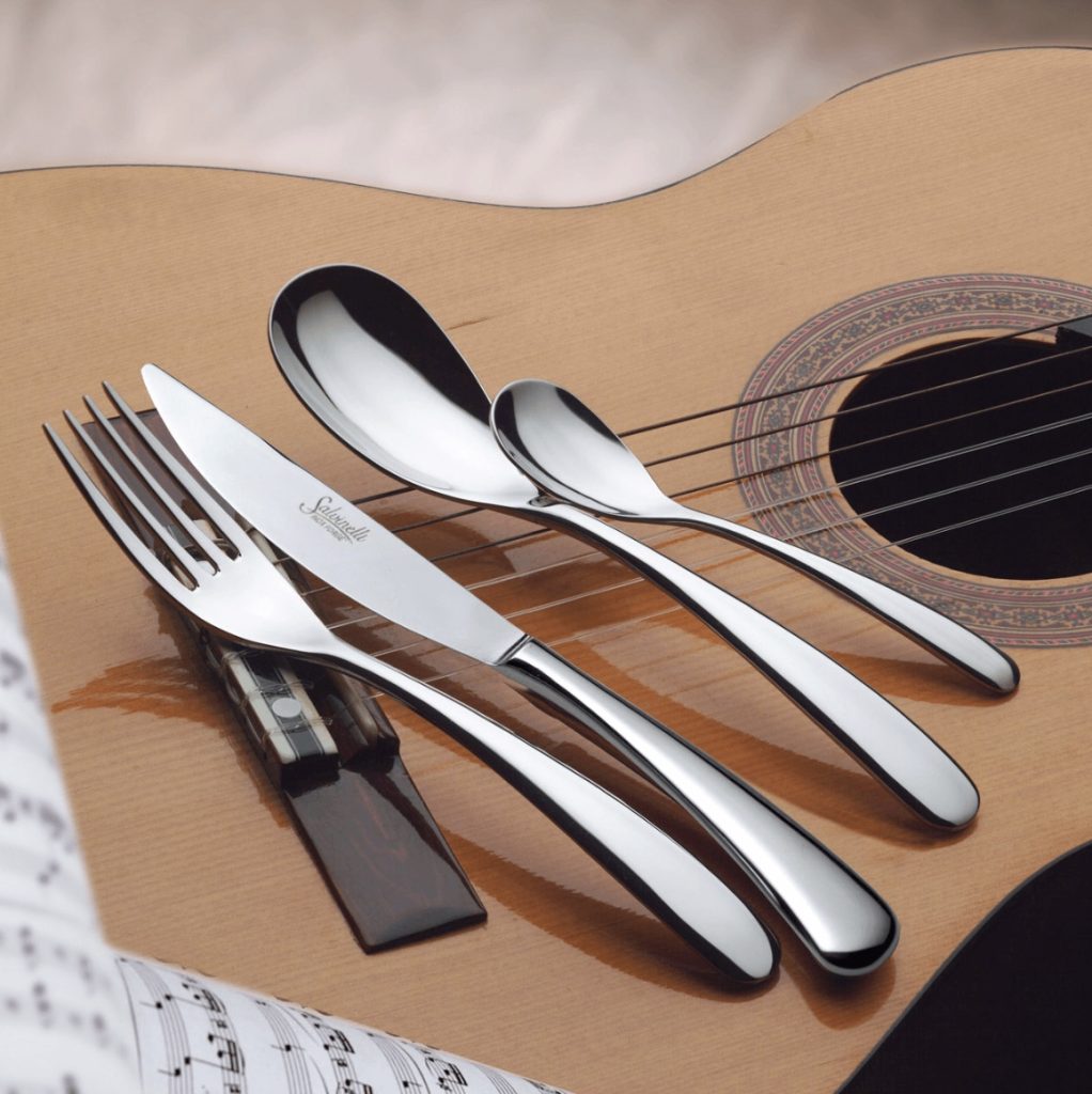Tacâmuri Salvinelli, Model Forever, 18-10 inox, 4,0 mm