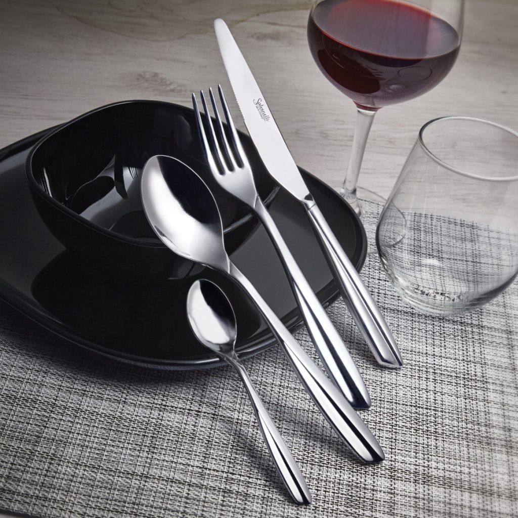 Tacâmuri Salvinelli, Model Trend, 18-10 inox, 4,0 mm